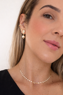 Brinco Gota Cravejada com Pérola Elegante